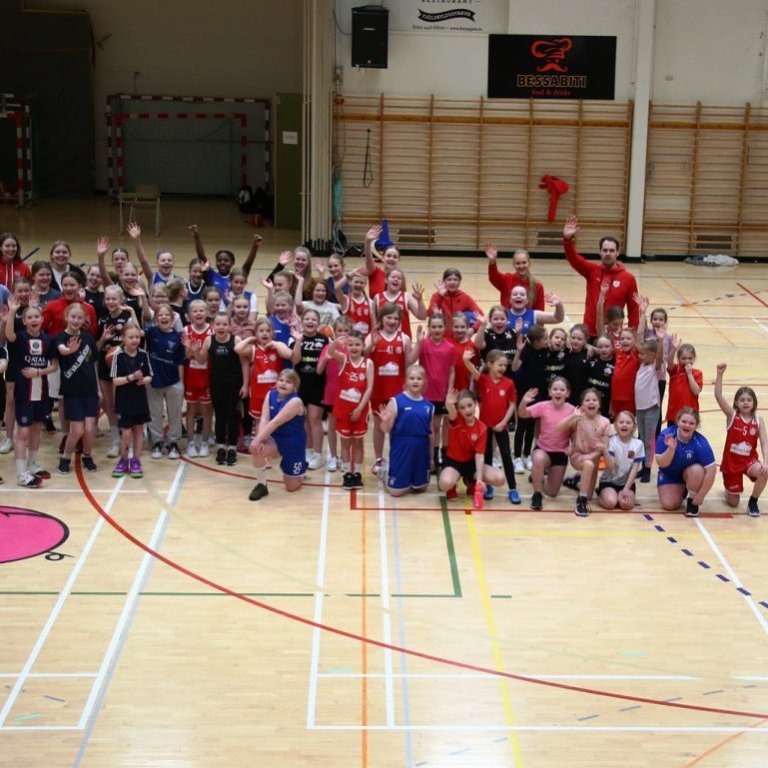 korfuboltabudir-stulkna-2024-pjo_7698