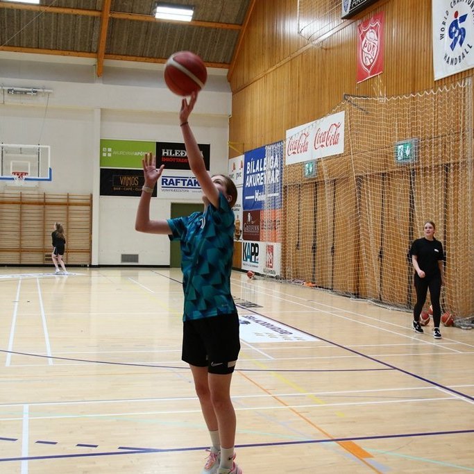 korfuboltabudir-stulkna-2024-pjo_7754