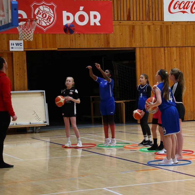 korfuboltabudir-stulkna-2024-pjo_7778