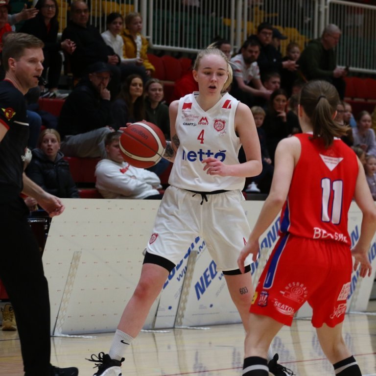 heida-hlin-og-rebekka-pjo_4862