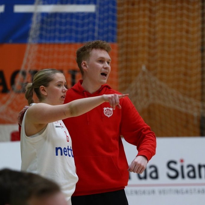 karen-lind-og-danni-pjo_4985