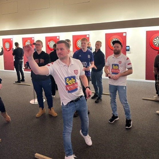 bombumot-2022-undanurslit-2