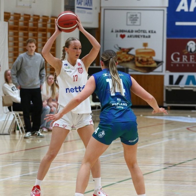 emma-karolina-og-emma-soldis-pjo_8450