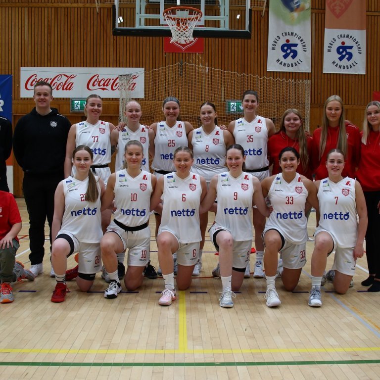 hopurinn-gegn-njardvik-pjo_4861