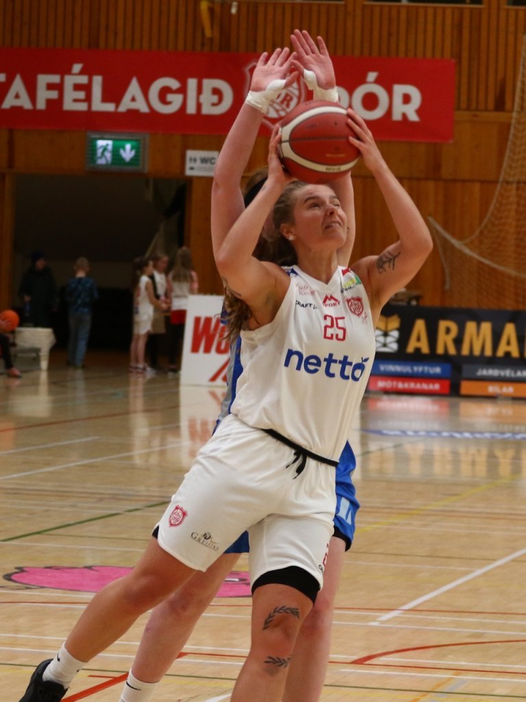 maddie-sutton-pjo_0472.jpg