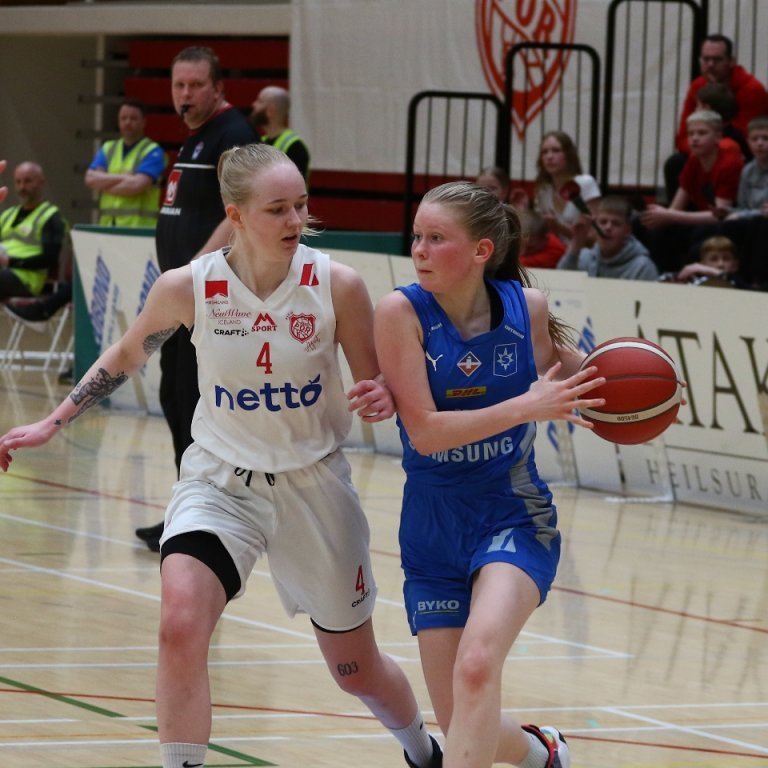 bara-bjork-og-heida-hlin-pjo_5850