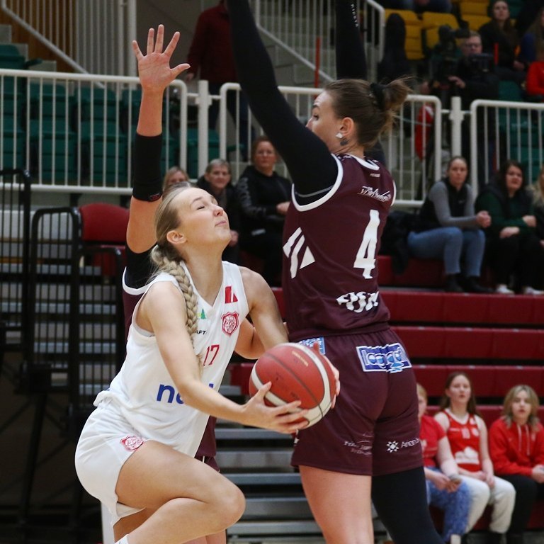 emma-gegn-edyta-ewa-pjo_5912