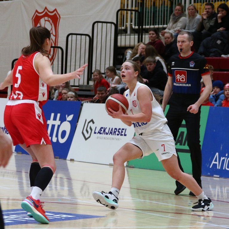 hildur-kjartans-og-eva-wium-pjo_6498