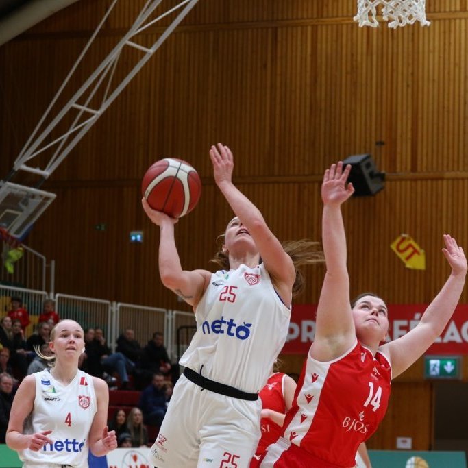 madison-gegn-margreti-einars-pjo_6395