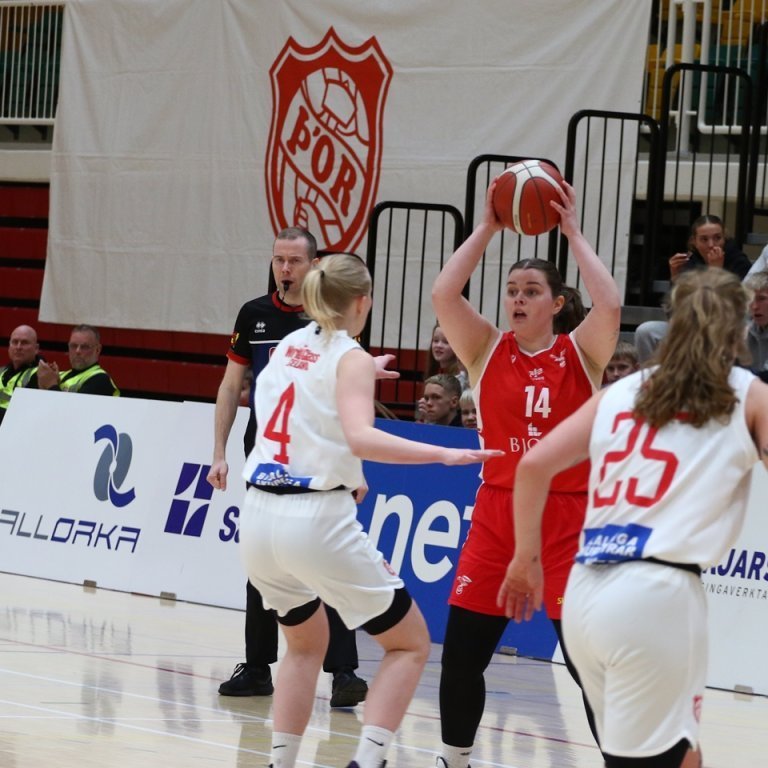 margret-einarsdottir-pjo_6380