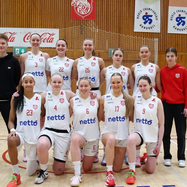 thorsstulkur-gegn-val-des-2024-pjo_7637