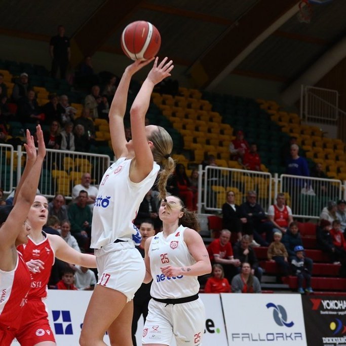 emma-karolina-pjo_2657