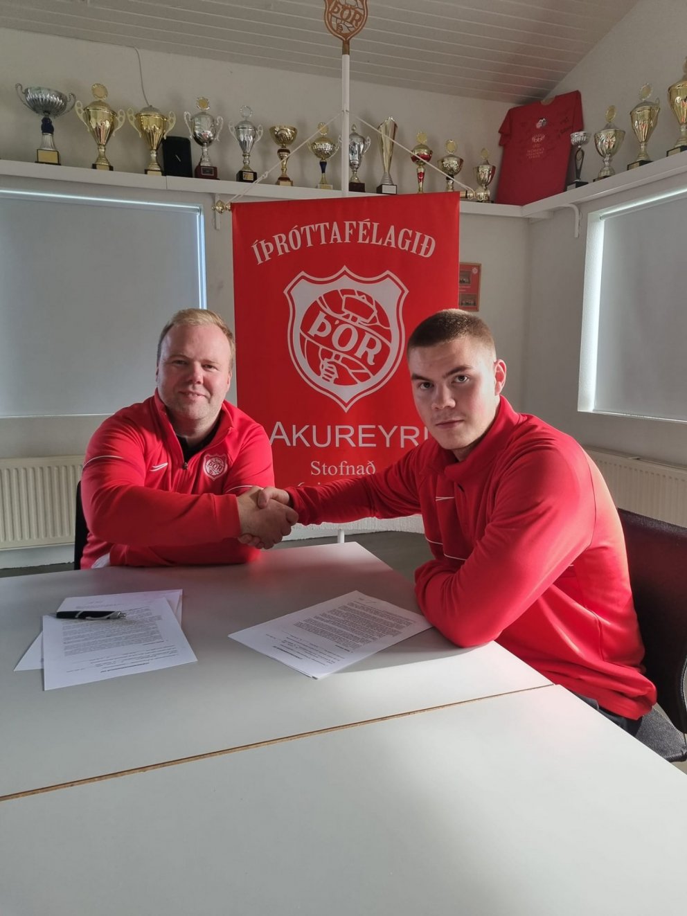 Aron Hólm framlengir við Þór