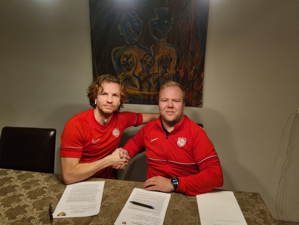 Arnar Þór Fylkisson var með 48,7% markvörslu í sigri Þórsara í dag. Með honum á myndinni er Árni Rún…