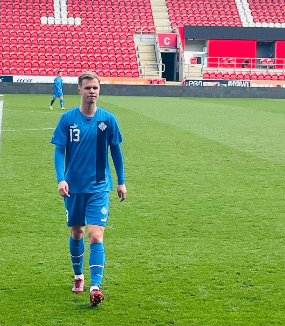 Bjarni Guðjón eftir sigurinn á Englendingum.