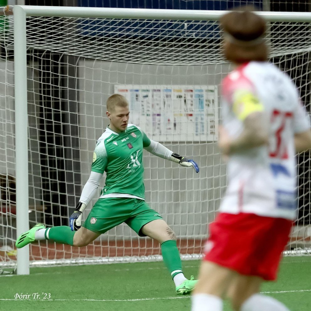 Aron Birkir varði þrjár vítaspyrnur í dag.