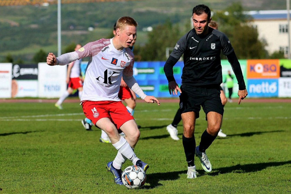 Aron Ingi í leik á Þórsvellinum í fyrra.