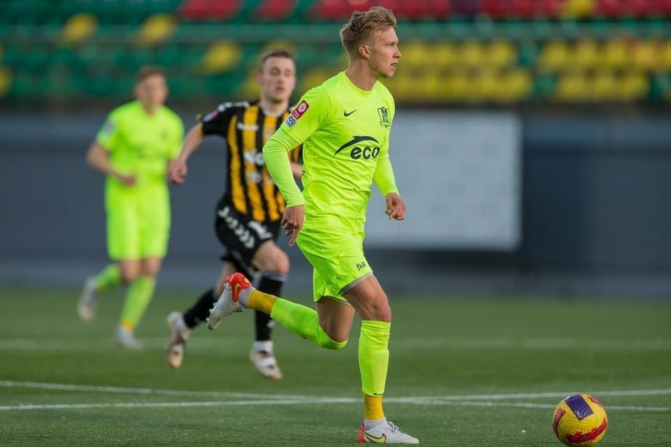 Velkominn í Þorpið, Akseli Kalermo!