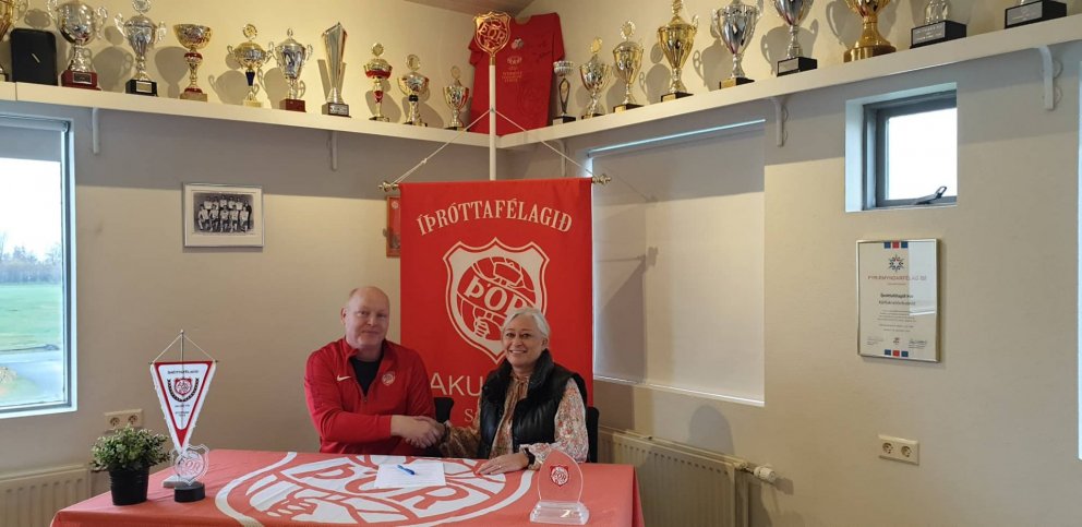 Samningur Hagkaups og yngriflokka Þórs í handbolta