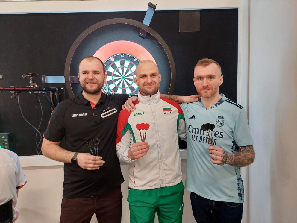 Edgars Kede, Dilyan Kolev og Sigurður Fannar Stefánsson tryggðu sér sæti í úrvalsdeildinni í haust.