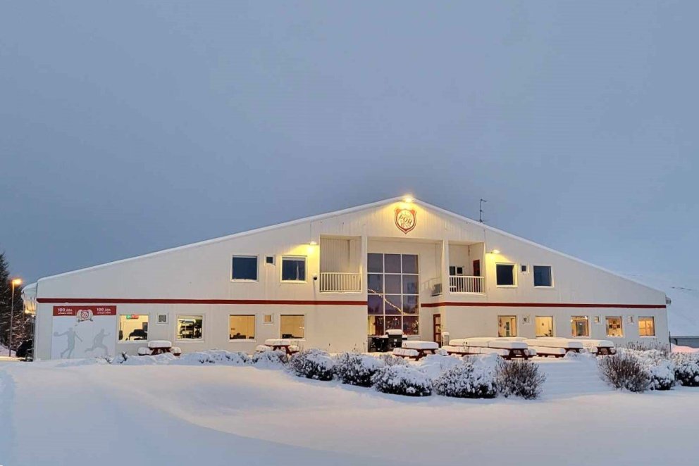 Skötuveisla, fótboltamót, pílumót og áramótabingó