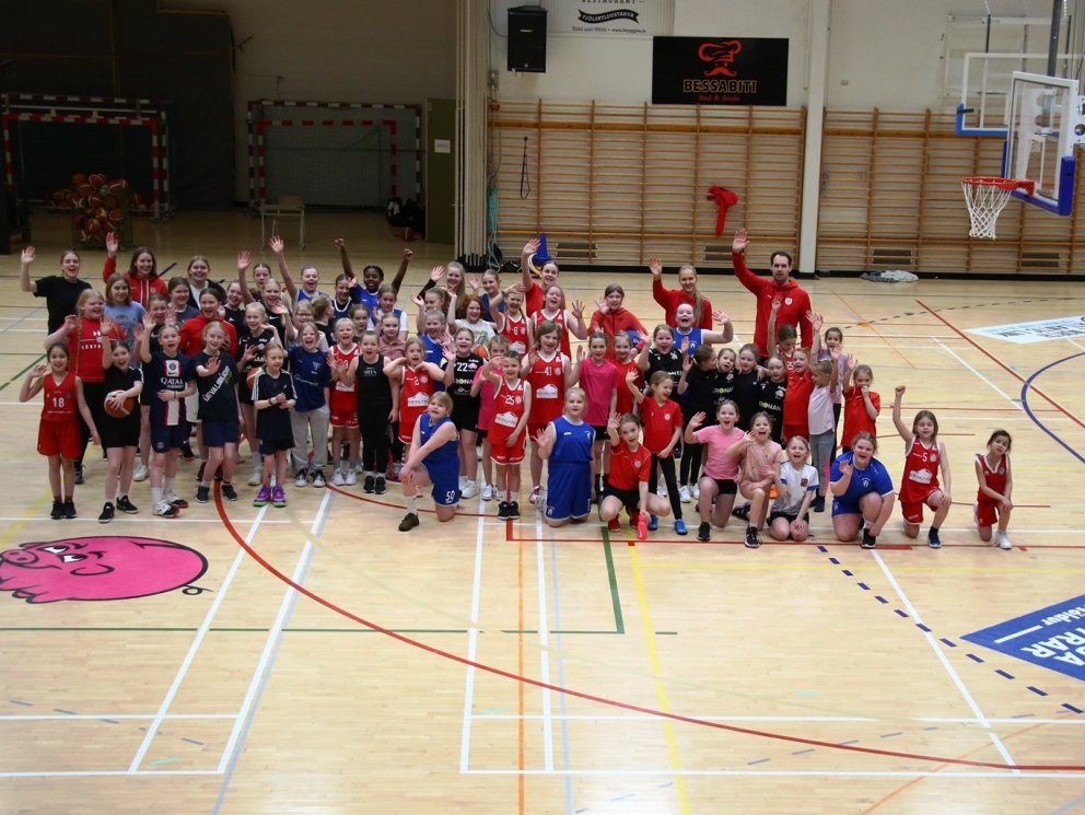 Vel tókst til með körfuboltabúðir fyrir stúlkur