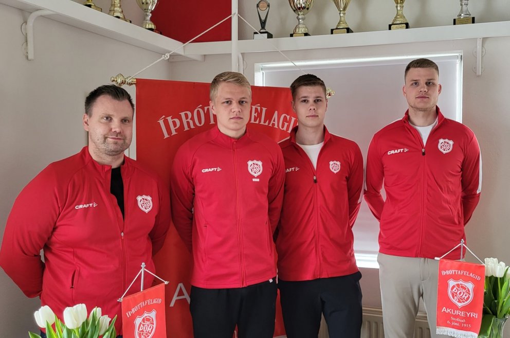 Halldór Örn Tryggvason þjálfari, Viðar Ernir Reimarsson, Kristján Páll Steinsson og Brynjar Hólm Gré…