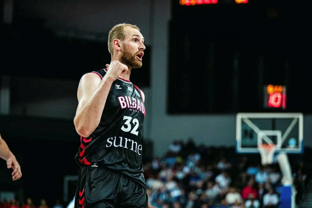Tryggvi leikur stórt hlutverk í liði Bilbao í spænsku úrvalsdeildinni.
Mynd - FIBA
