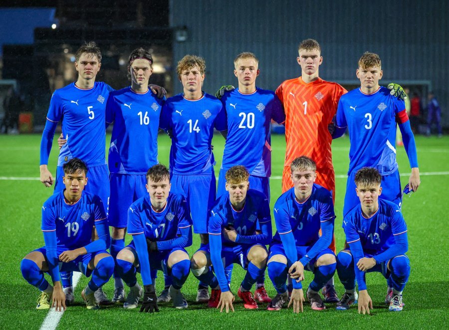 Siggi #1 , Egill #3, Einar #6 og Sverrir #13

Mynd - Hafliði Breiðfjörð - Fótbolti.net